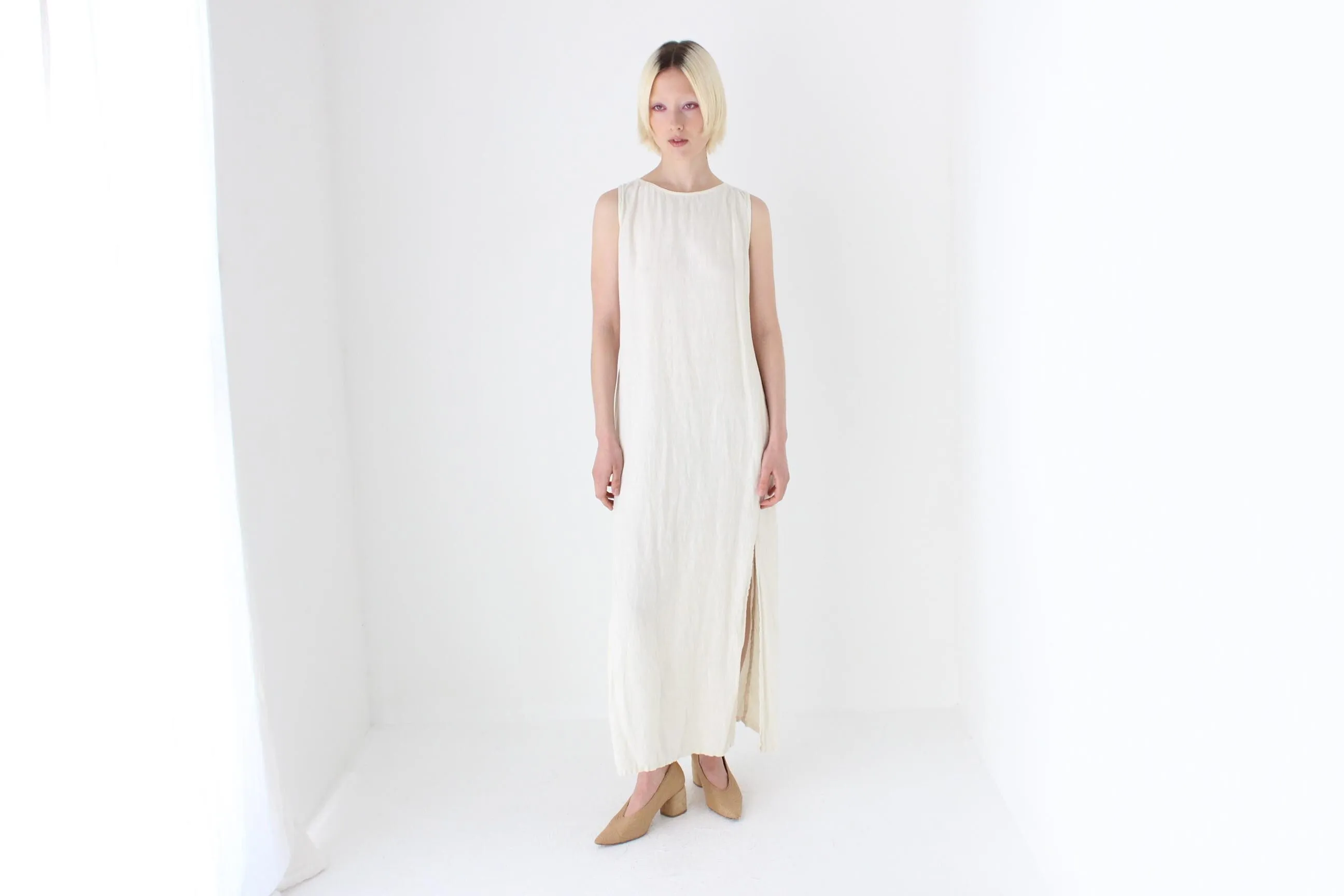 90s Soft Italian Linen Relaxed Sheath Dress