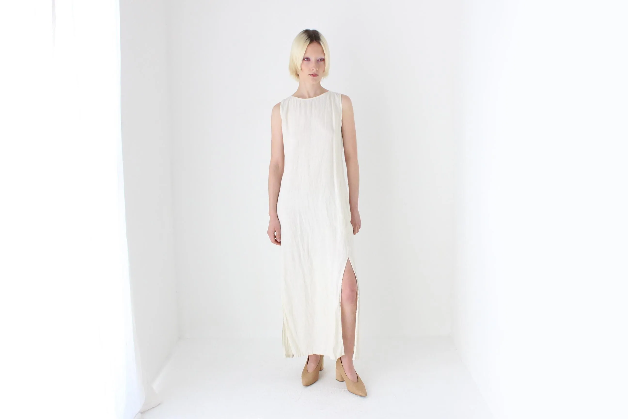 90s Soft Italian Linen Relaxed Sheath Dress