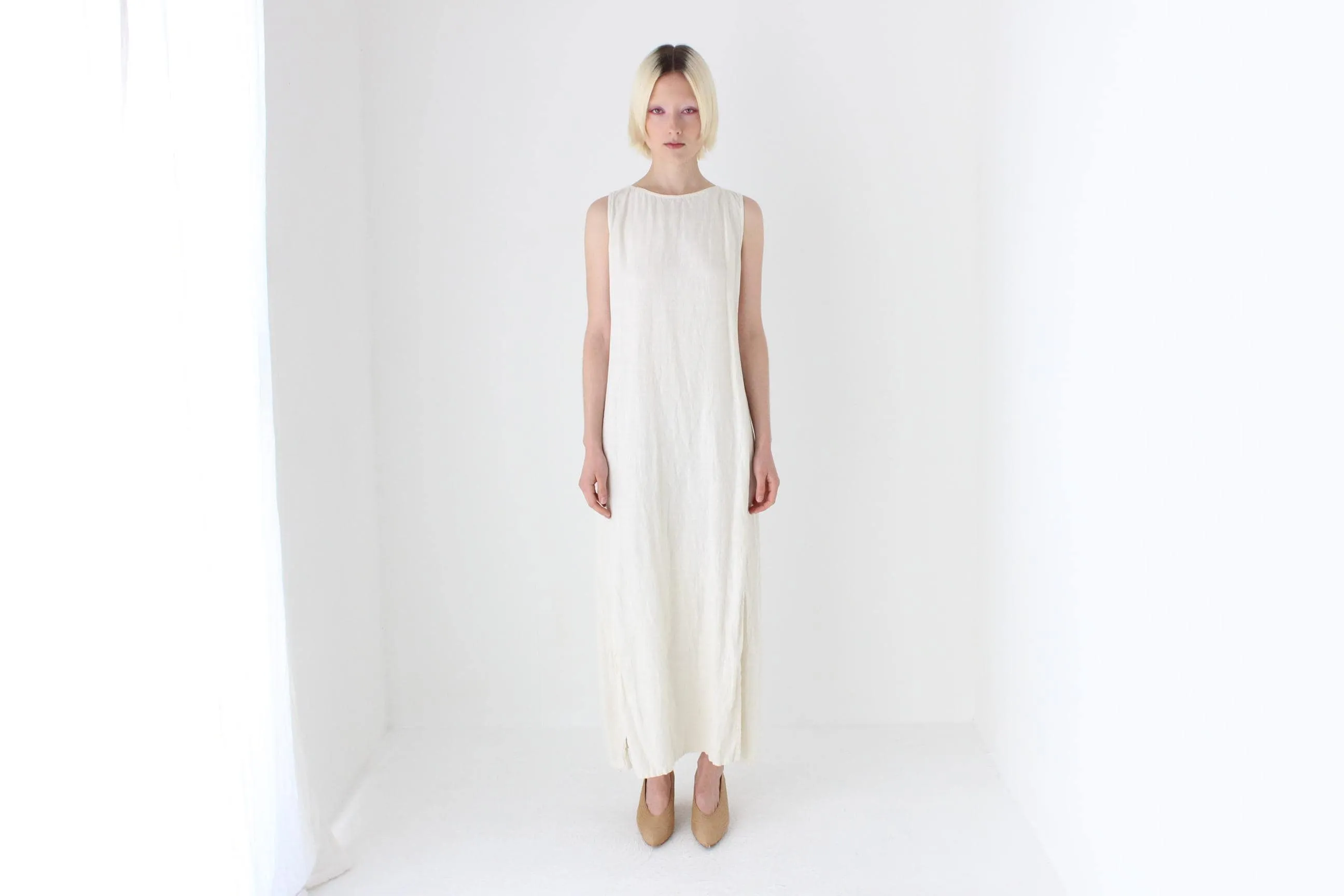 90s Soft Italian Linen Relaxed Sheath Dress