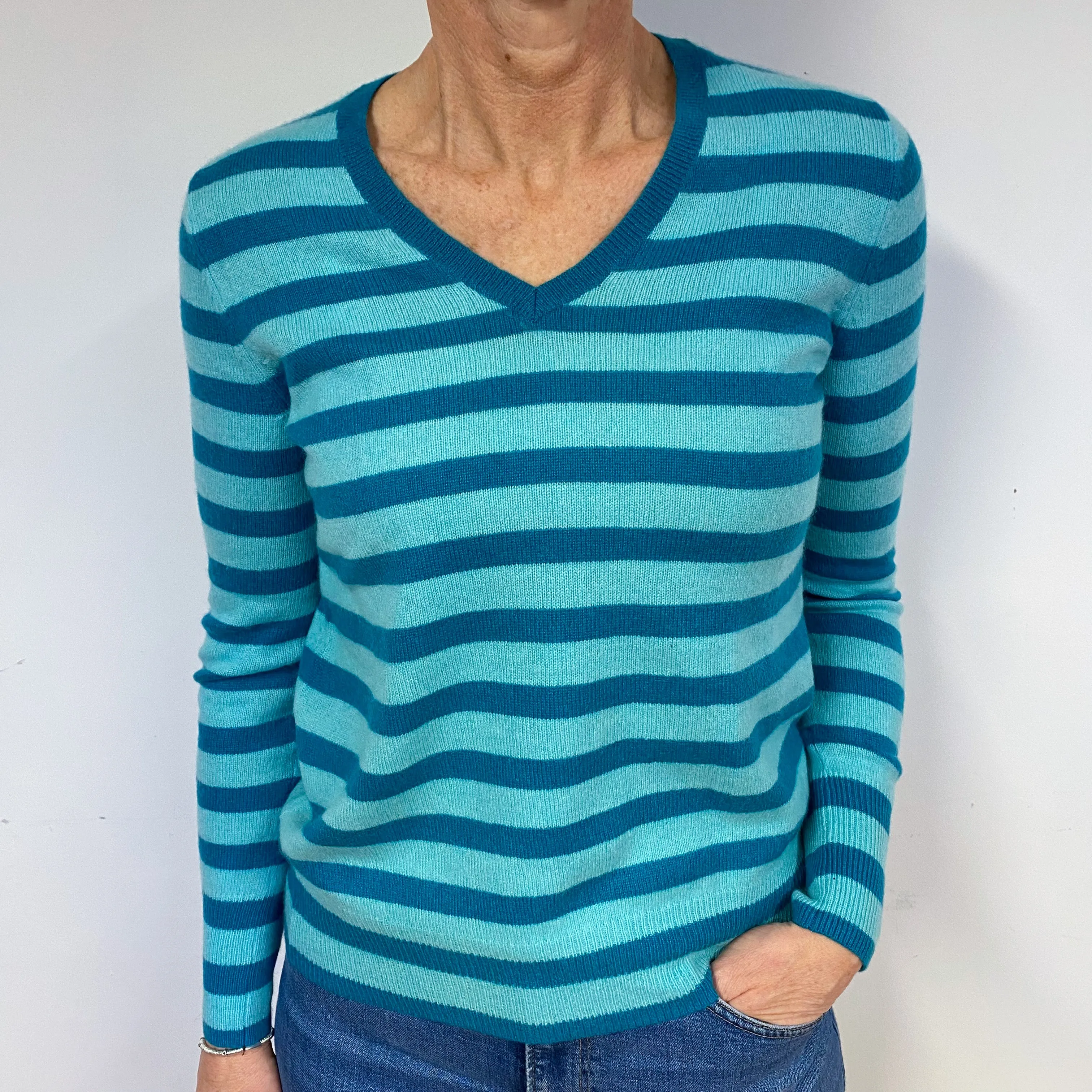 Aqua and Teal Stripe Cashmere V-Neck Jumper Medium