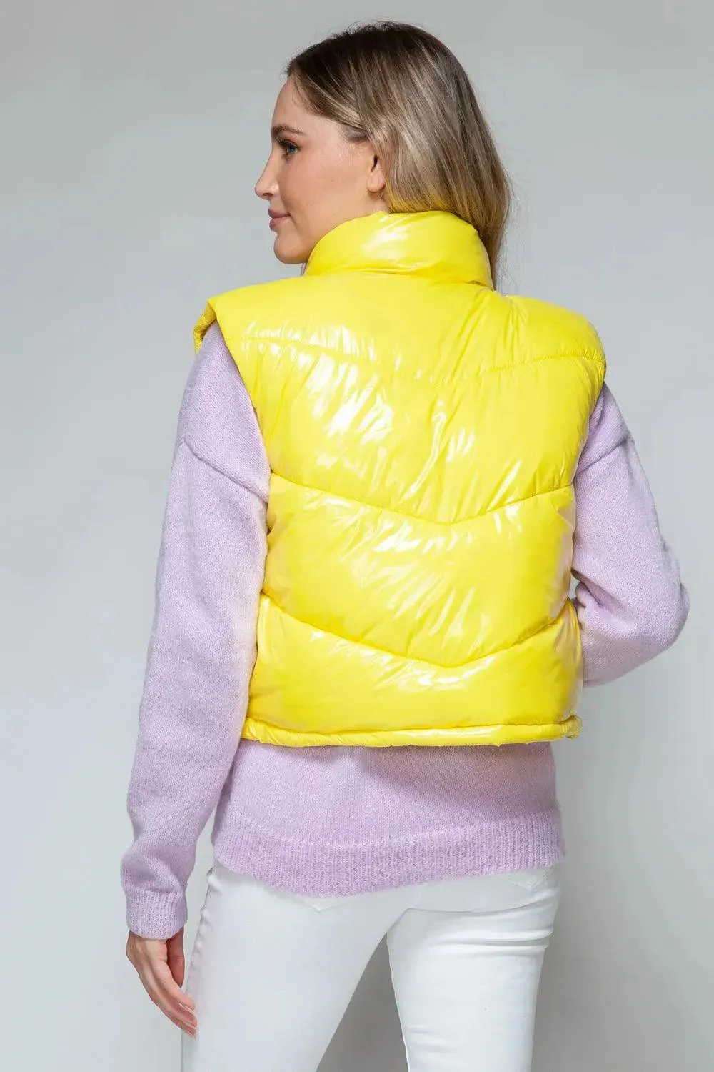 Chic Quilted Turtleneck Zip Vest with Shiny Finish