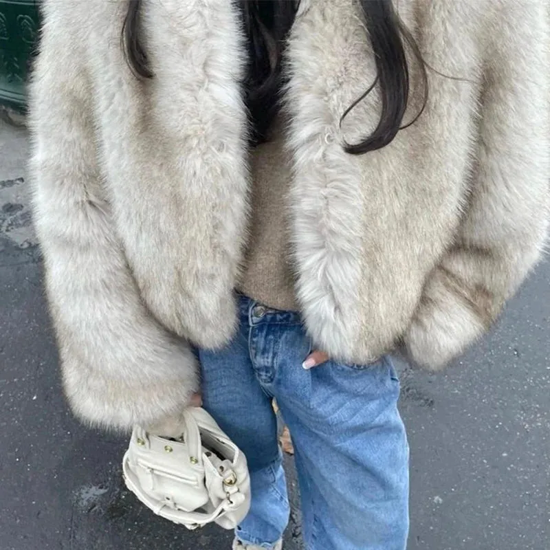 Iconic Fashion Luxury Gradient Cropped Faux Fur Coat for Women Winter Fluffy Short Fur Jacket
