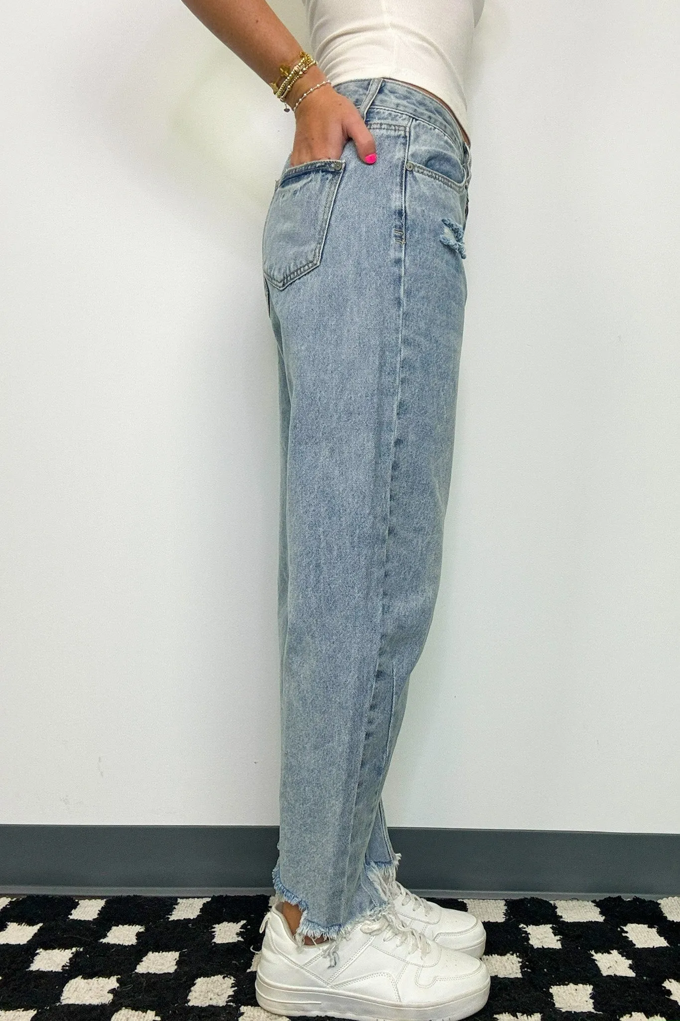 Isabele High Rise Slouchy Horseshoe Jeans